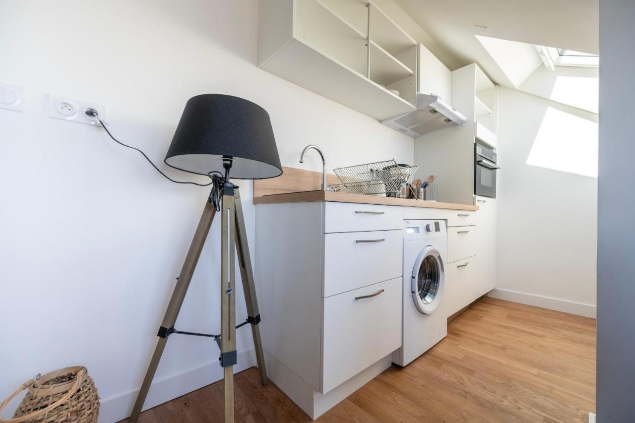 Le Poulorio 12 - T2 - Proche Gare - Dernier Etage By Locly Apartment Лориан Екстериор снимка