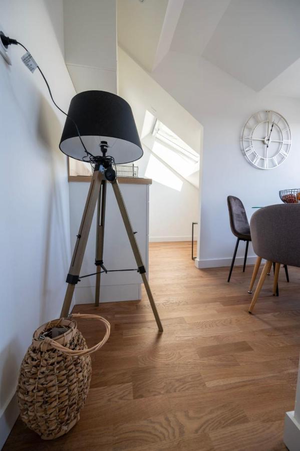 Le Poulorio 12 - T2 - Proche Gare - Dernier Etage By Locly Apartment Лориан Екстериор снимка